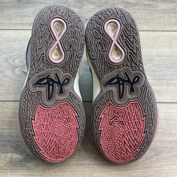 Nike | Kyrie Leopard Camo | Sneakers‎ - Picture 16 of 16